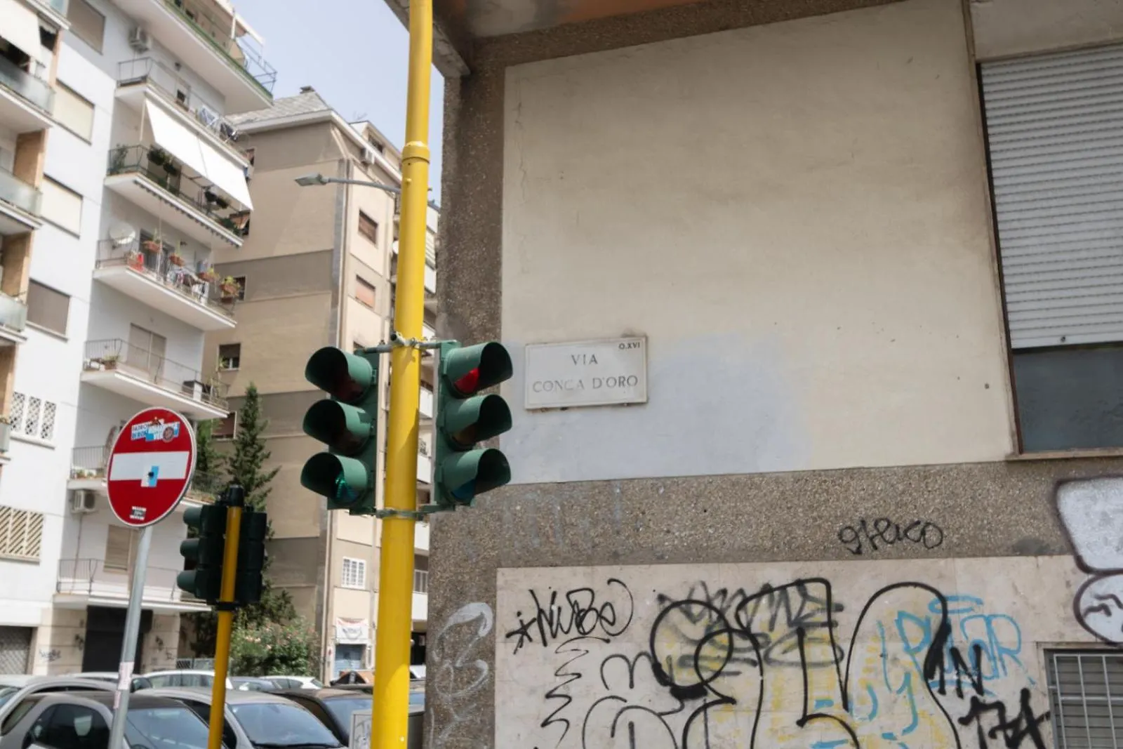 Via Conca D'Oro Adiacente Alla Fermata Della Metro B Rome Italie