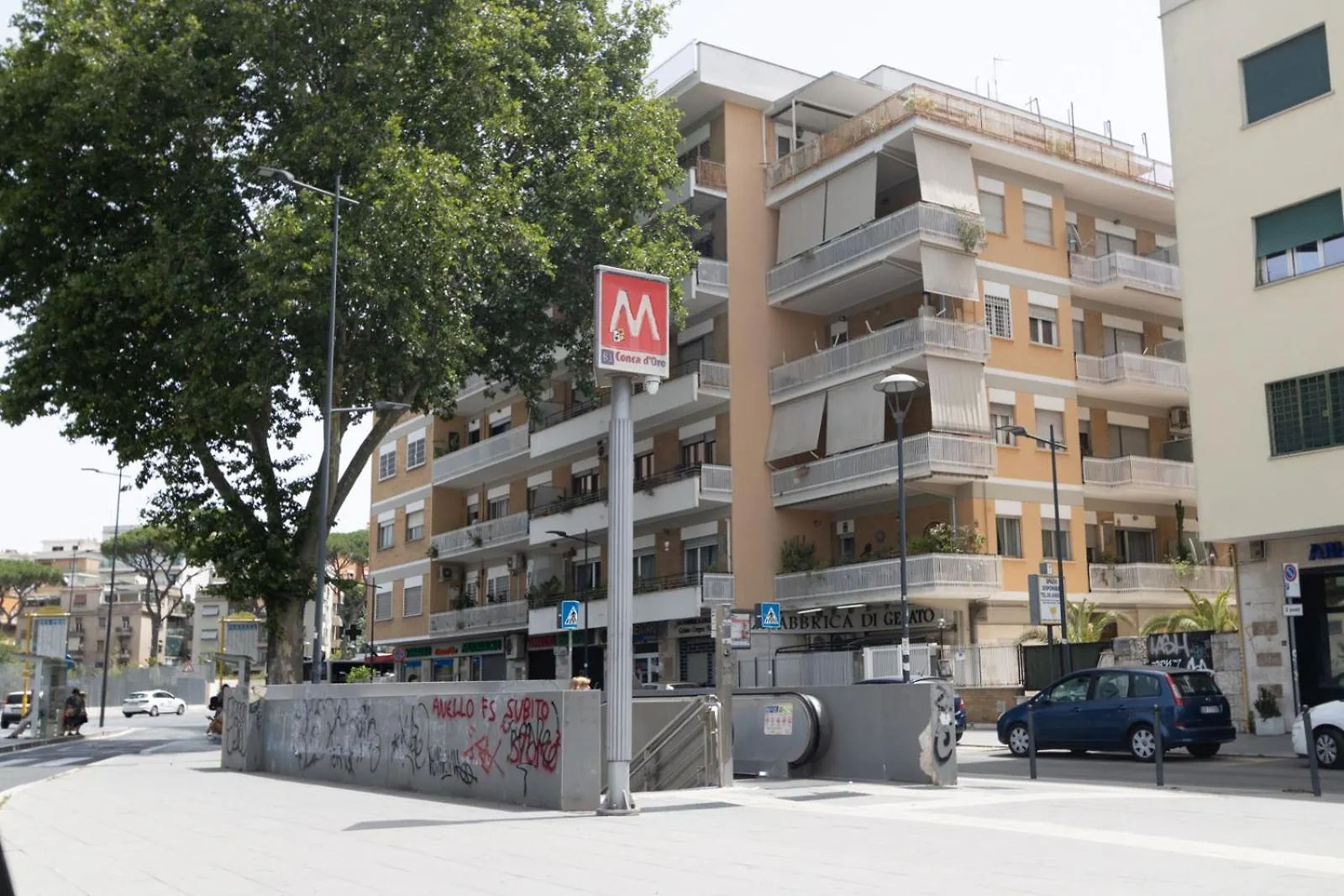 Via Conca D'Oro Adiacente Alla Fermata Della Metro B Rome